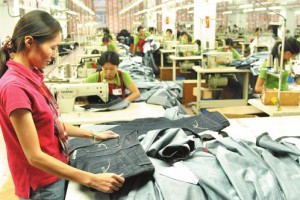 纺织服饰为什么不涨，纺织服饰为什么不涨价